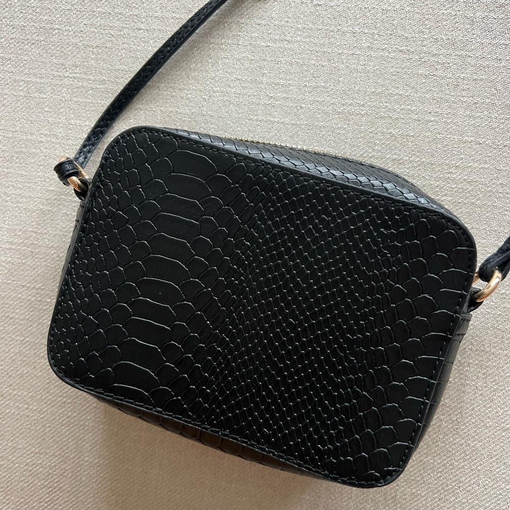 Black Snakeskin Crossbody Purse